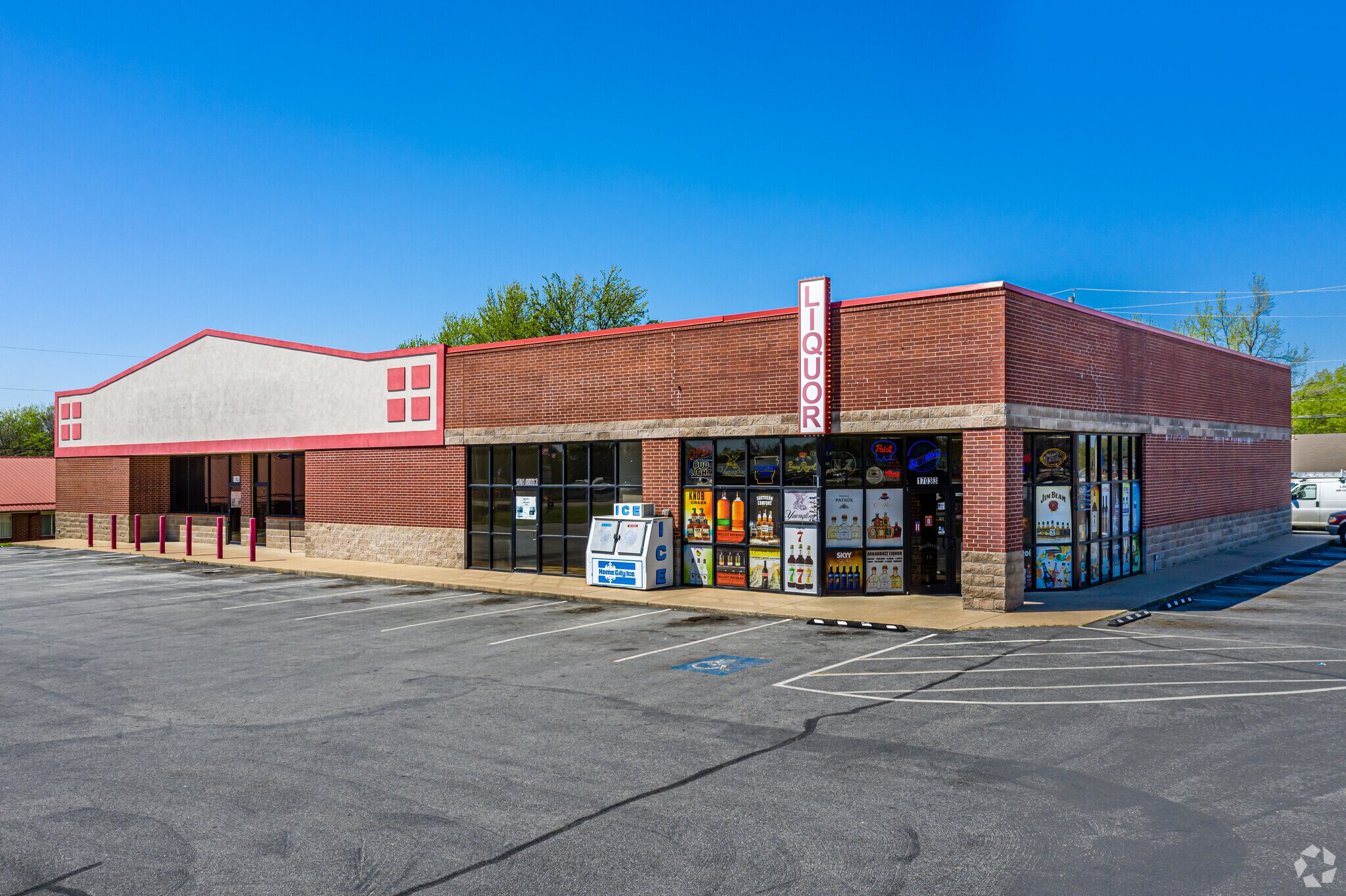 1701-1703 US Hwy 412 W, Siloam Springs, AR for lease Primary Photo- Image 1 of 12