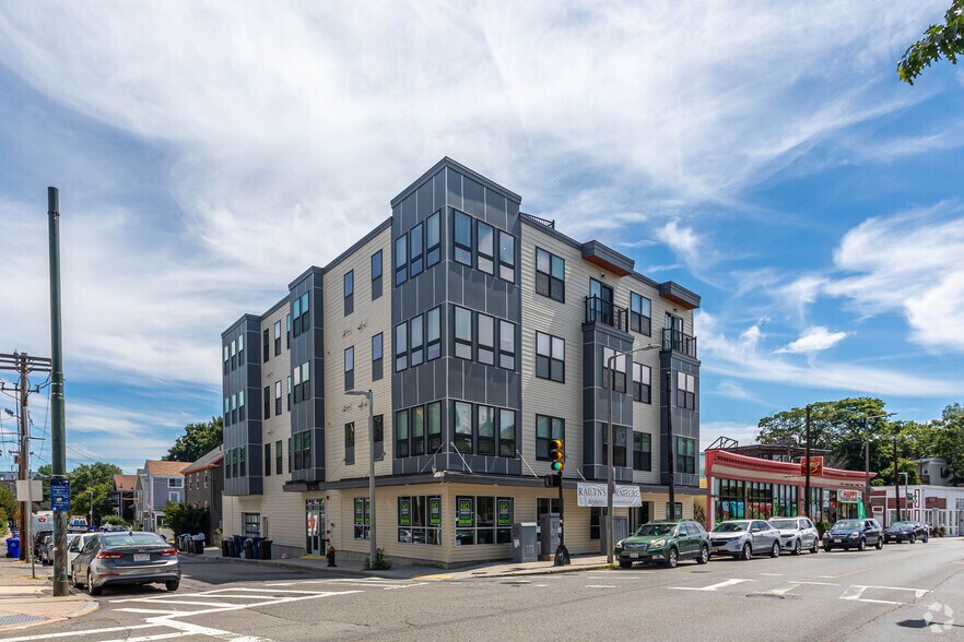 120 South St, Jamaica Plain, MA 02130