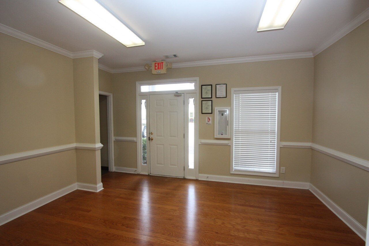 127 Enterprise Path, Hiram, GA 30141