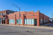 1970 N Clybourn Ave, Chicago IL - Convenience Store