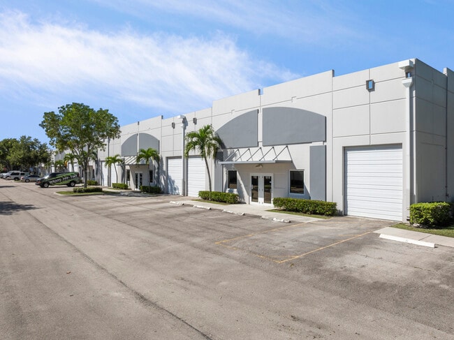 More details for 534 Mercantile Pl, Port Saint Lucie, FL - Industrial for Lease