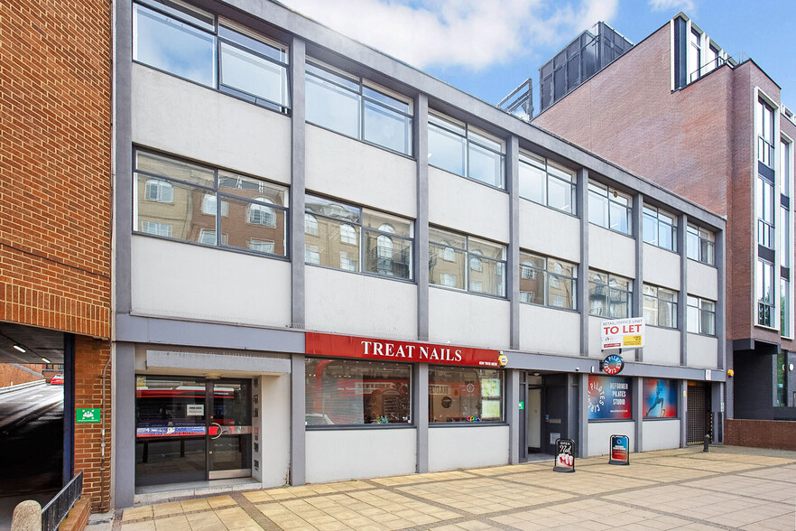 20-22 Worple Rd, London for lease - Building Photo - Image 1 of 5