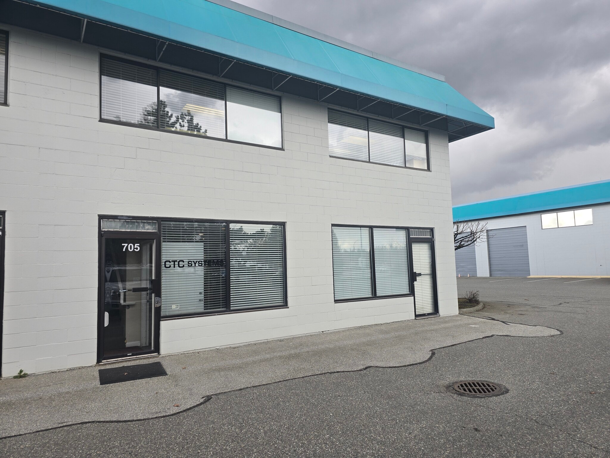 20381 62nd Ave, Langley Twp, BC for lease Building Photo- Image 1 of 22