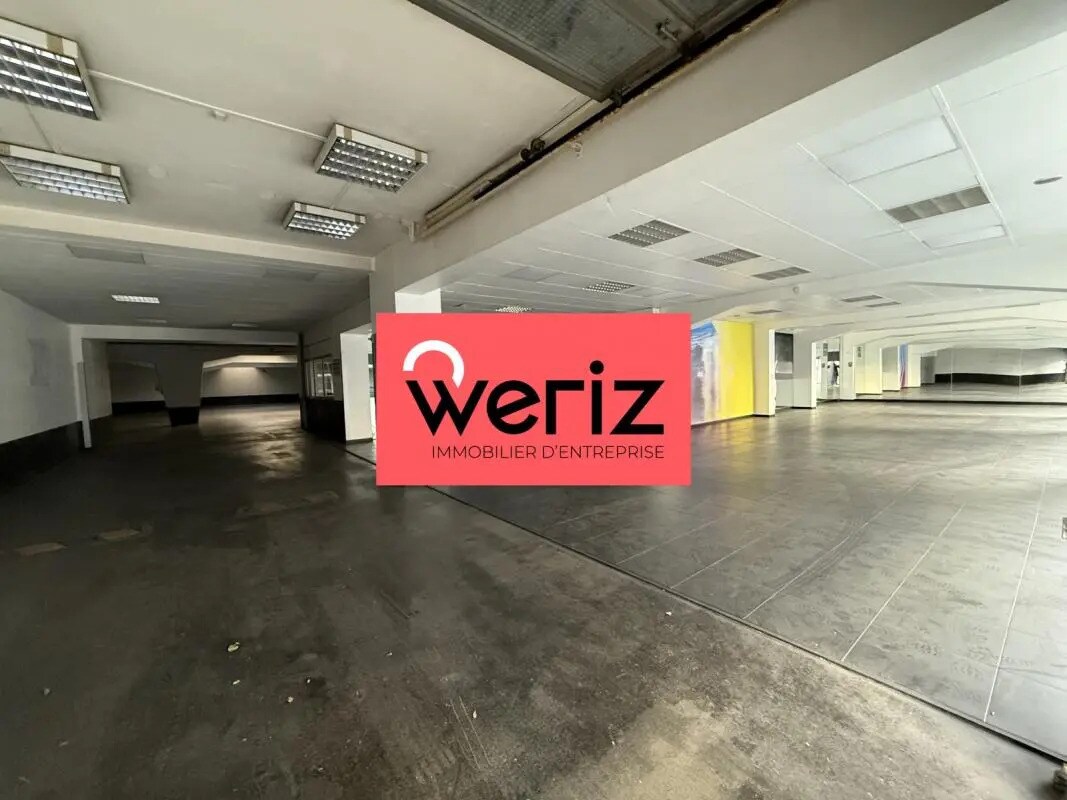 Flex in Marseille for lease Interior Photo- Image 1 of 7