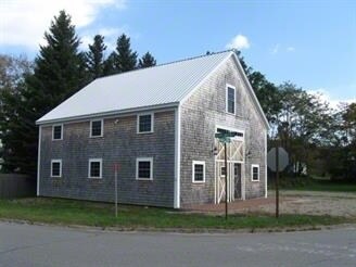 4 Marshall Shore Rd, Liberty, ME for sale - Primary Photo - Image 1 of 1