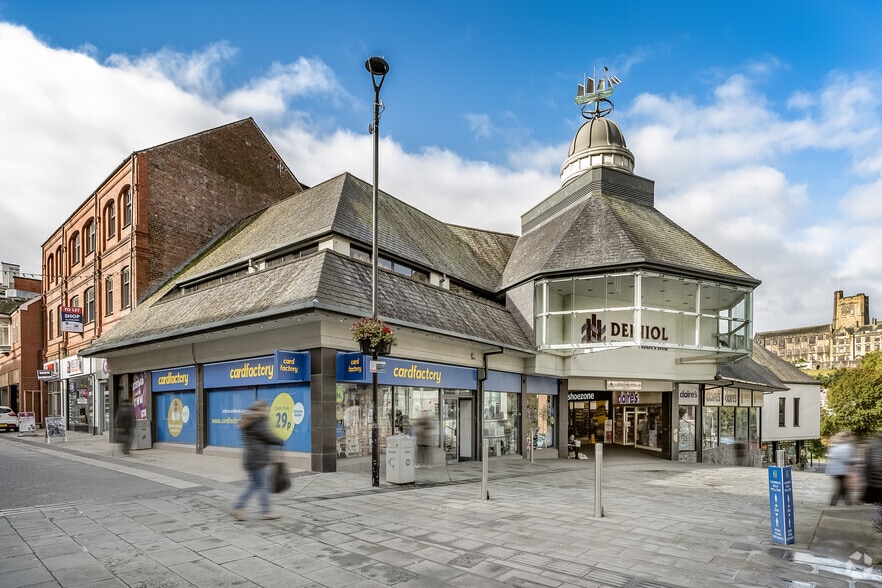 High St, Bangor for lease - Primary Photo - Image 1 of 5