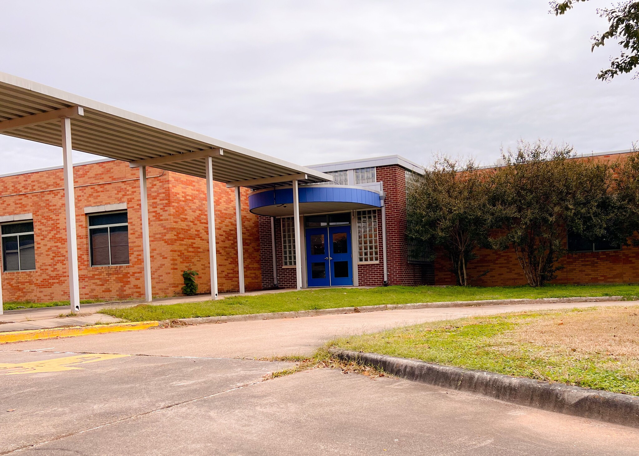 261 Arthur Ave, Shreveport, LA for sale Primary Photo- Image 1 of 1