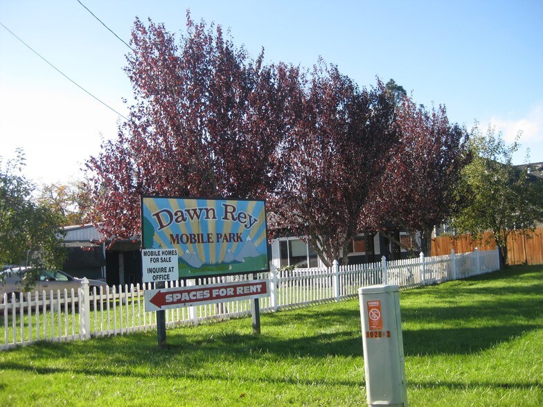 1050 W Central Ave, Sutherlin, OR for sale - Building Photo - Image 1 of 1