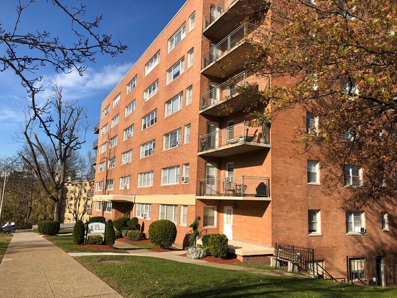 501507 Bloomfield Ave, Caldwell, NJ 07006