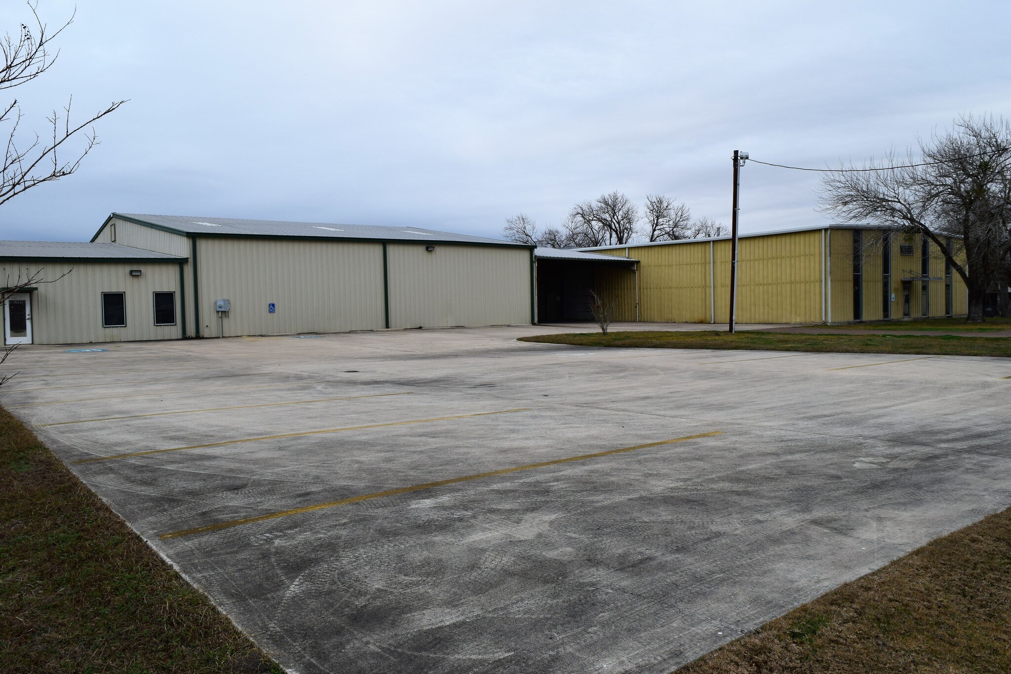 2908 Coffey St, Victoria, TX for sale Primary Photo- Image 1 of 1