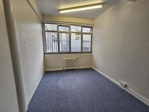 132-136 Union St, Torquay for lease Interior Photo- Image 1 of 1