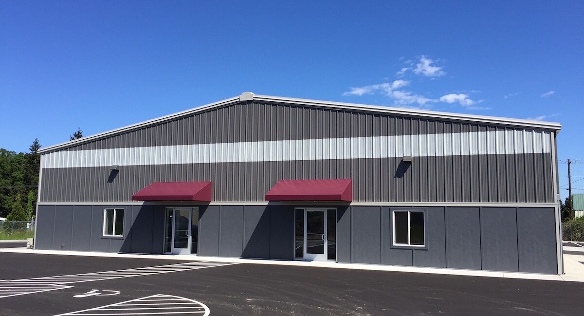 1046-1054 Commerce Ct, Silverton, OR for sale Primary Photo- Image 1 of 1