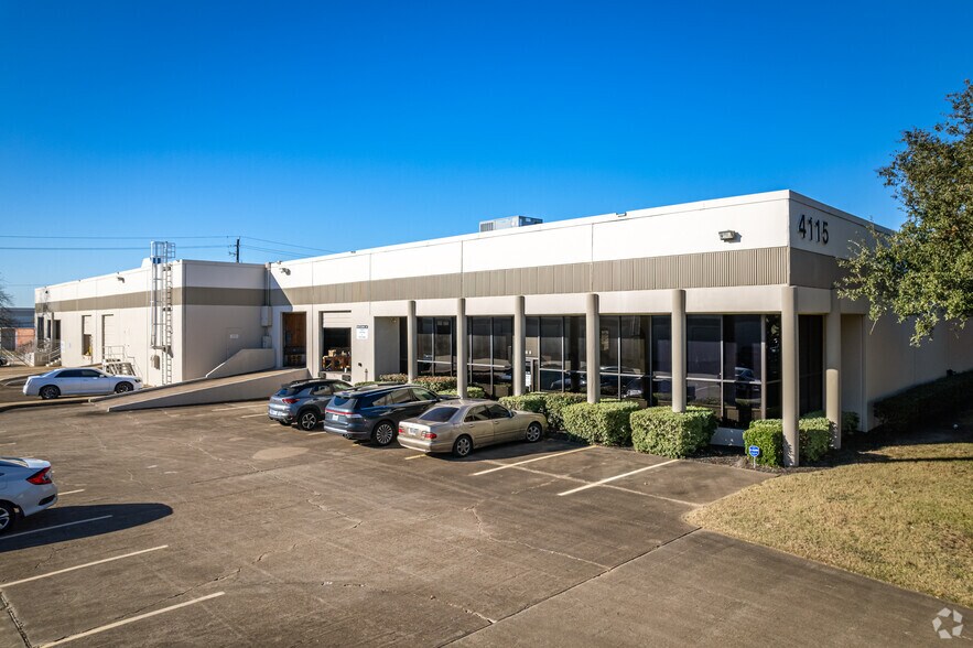 4007 Greenbriar Dr, Stafford, TX for lease - Building Photo - Image 3 of 3