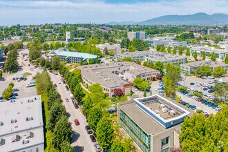 3855 Henning Dr, Burnaby, BC - AERIAL map view