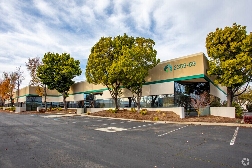 2359-2369 Lincoln Ave, Hayward, CA for lease - Building Photo - Image 1 of 4
