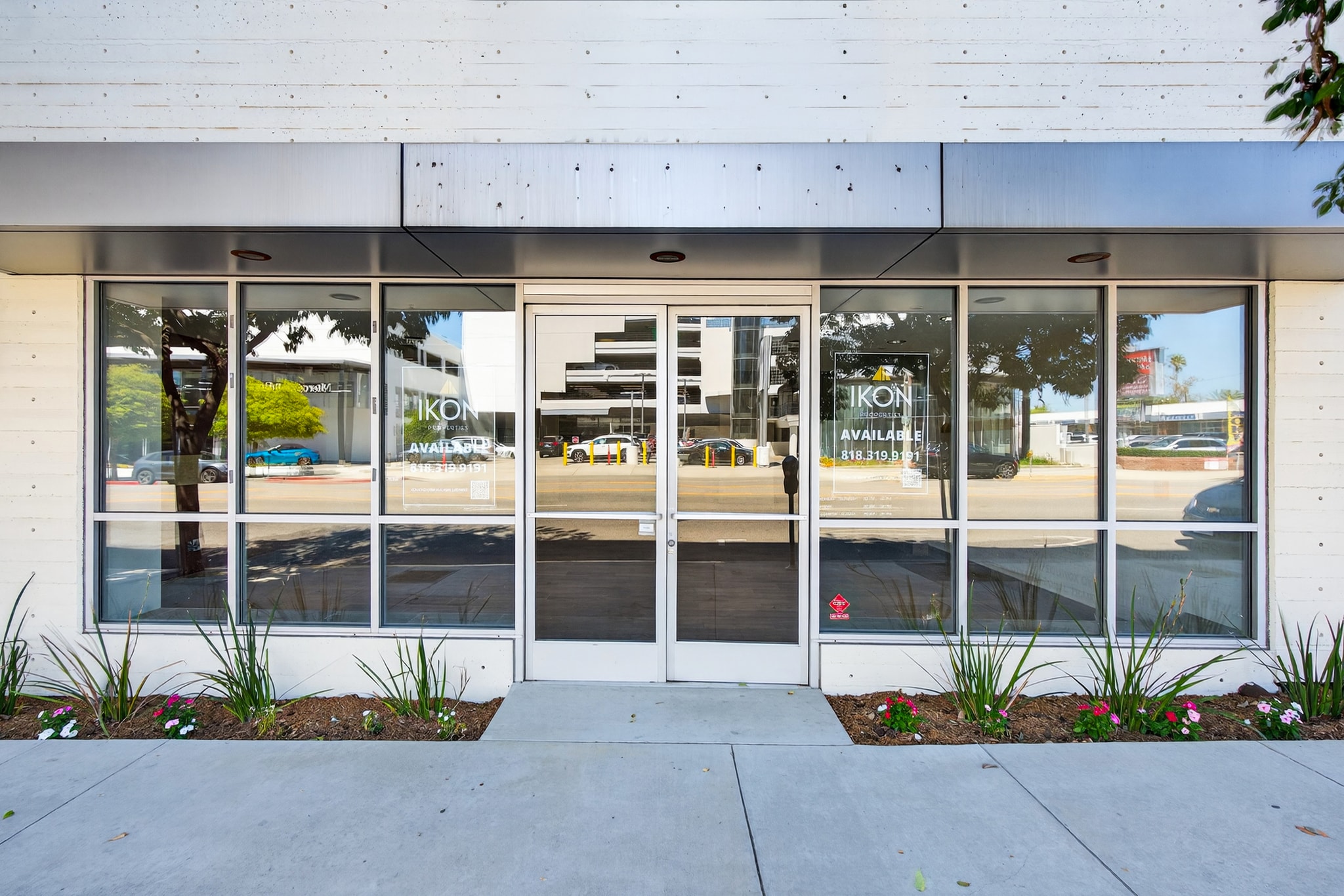 16710 Ventura Blvd, Encino, CA for lease Building Photo- Image 1 of 6