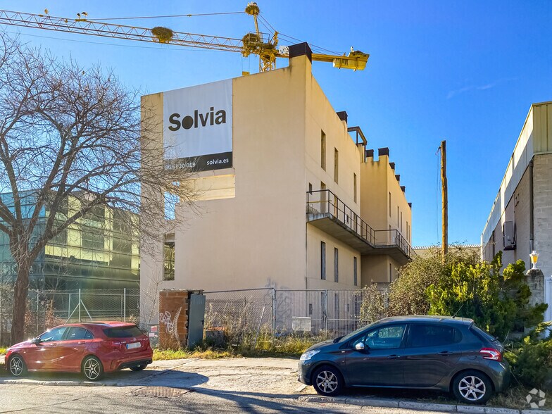 Ronda de Valdecarrizo, 37, Tres Cantos, Madrid for sale - Building Photo - Image 1 of 1