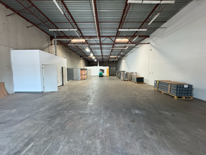 6050 Jet Port Industrial Blvd, Tampa, FL for lease Interior Photo- Image 2 of 8