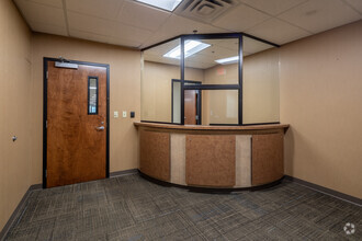 7100 Commerce Way, Brentwood, TN for lease Interior Photo- Image 1 of 6