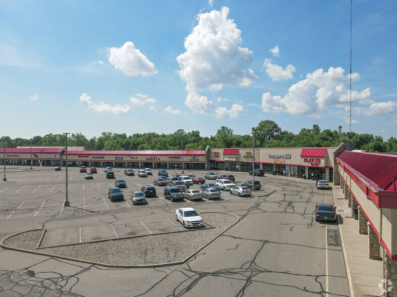 9369-9491 E Washington St, Indianapolis, IN for lease - Primary Photo - Image 1 of 2