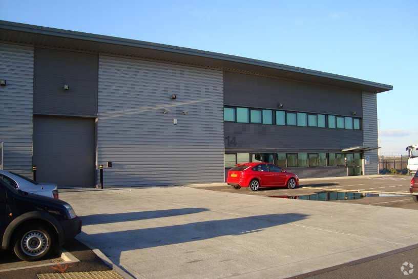 14 Easter Industrial Park, Rainham for sale - Building Photo - Image 2 of 6