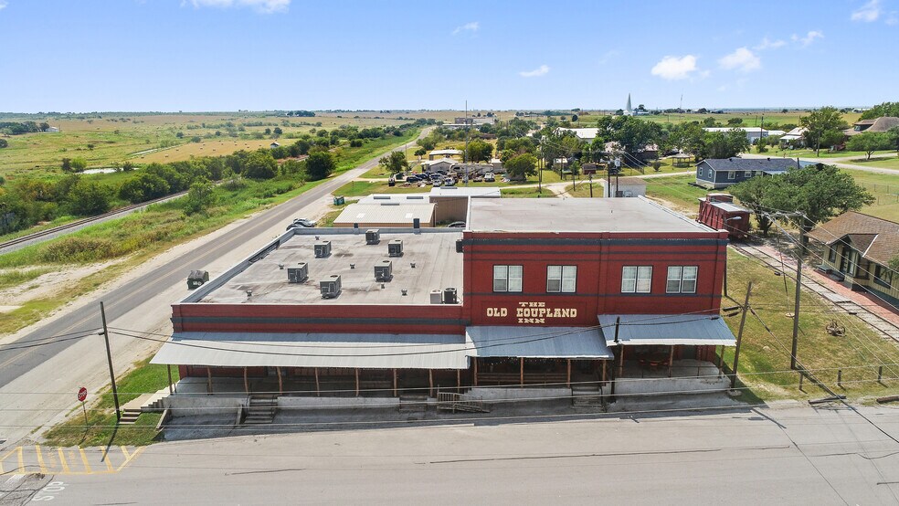 101 Hoxie St, Coupland, TX 78615, Coupland, TX for sale - Building Photo - Image 1 of 1