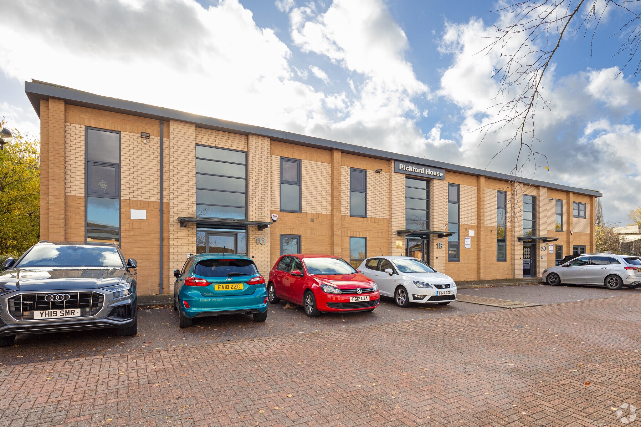 16-20 High View Close, Leicester for sale Primary Photo- Image 1 of 1
