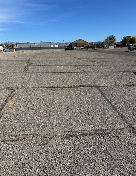 1531 E Jill Way, Fort Mohave, AZ for sale - Building Photo - Image 2 of 4