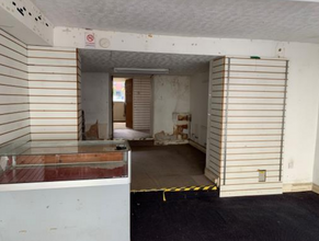 61 Fore St, Torpoint for lease Interior Photo- Image 2 of 2