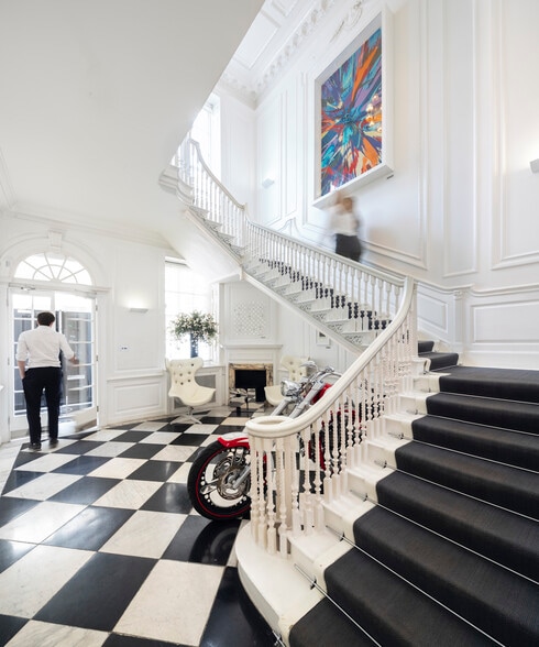 59-60 Grosvenor St, London for lease - Building Photo - Image 2 of 39