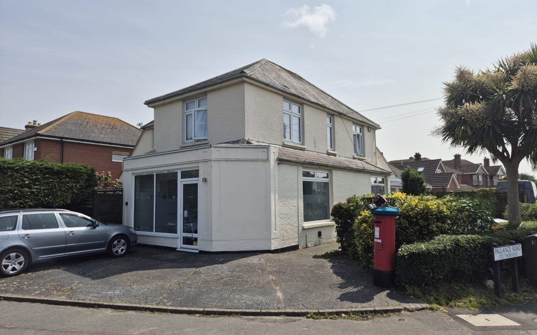 1 Pallance Rd, Cowes for sale Building Photo- Image 1 of 4