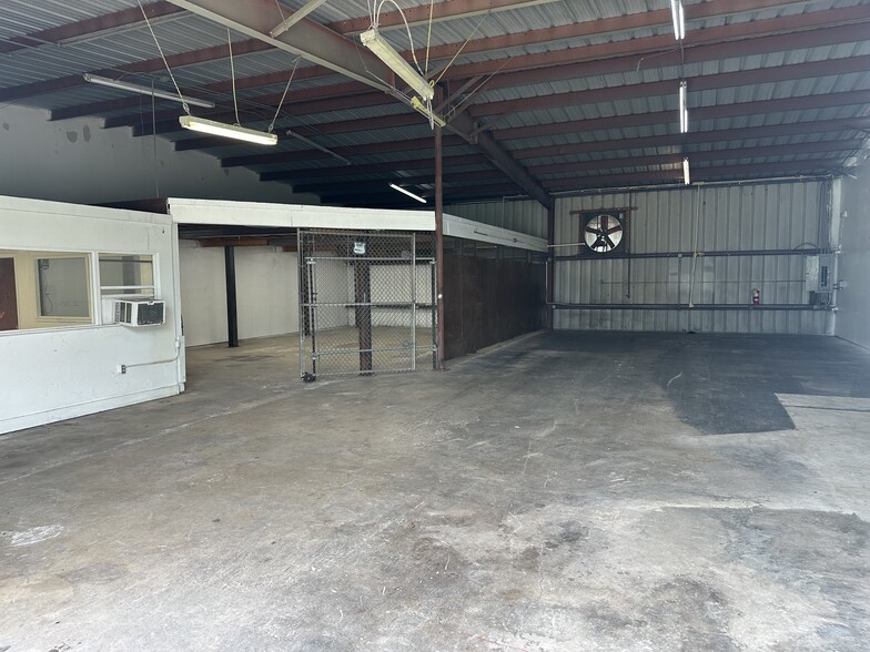 618 Washburn Rd, Melbourne, FL for lease - Building Photo - Image 3 of 5