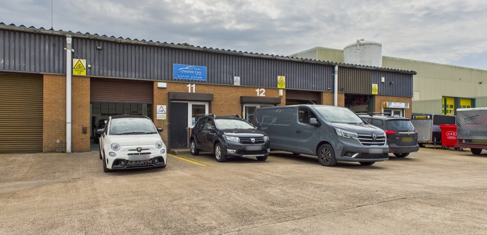 Quakers Coppice, Crewe for lease - Building Photo - Image 2 of 4