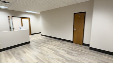 14400 Northbrook Dr., San Antonio, TX for lease - Commercial Listing Video