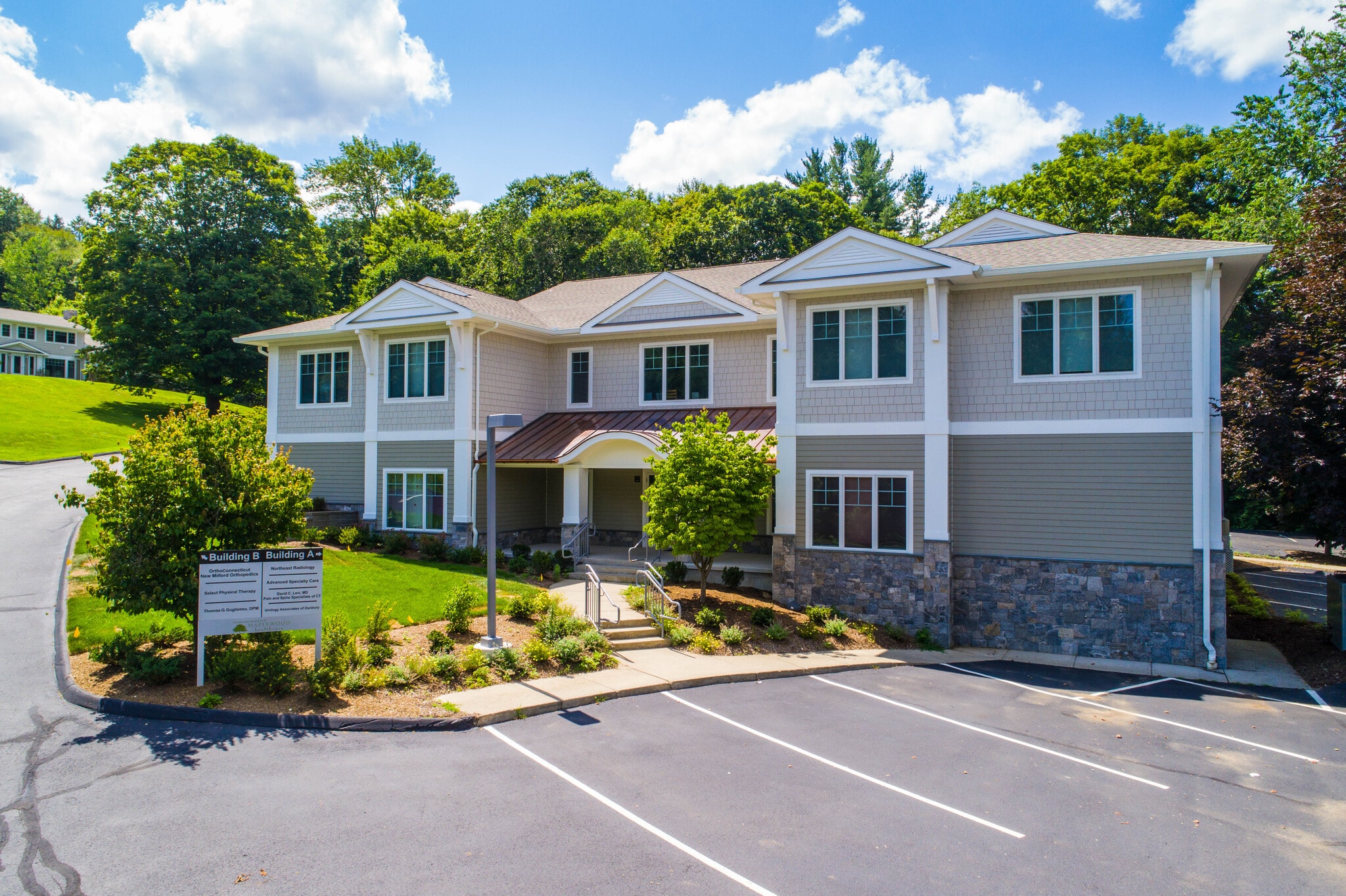 131 Kent Rd, New Milford, CT for lease Primary Photo- Image 1 of 2