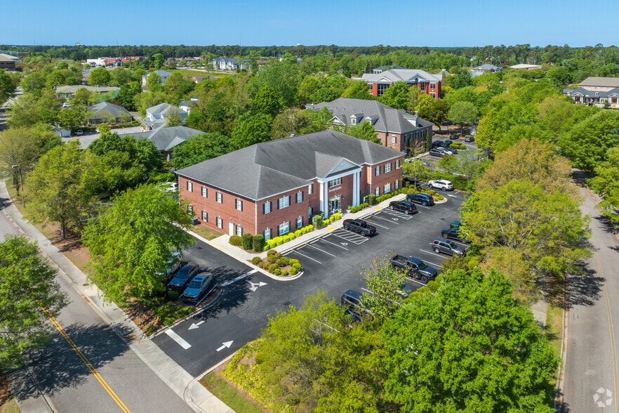 1039 44th Ave N, Myrtle Beach, SC for lease - Building Photo - Image 2 of 6