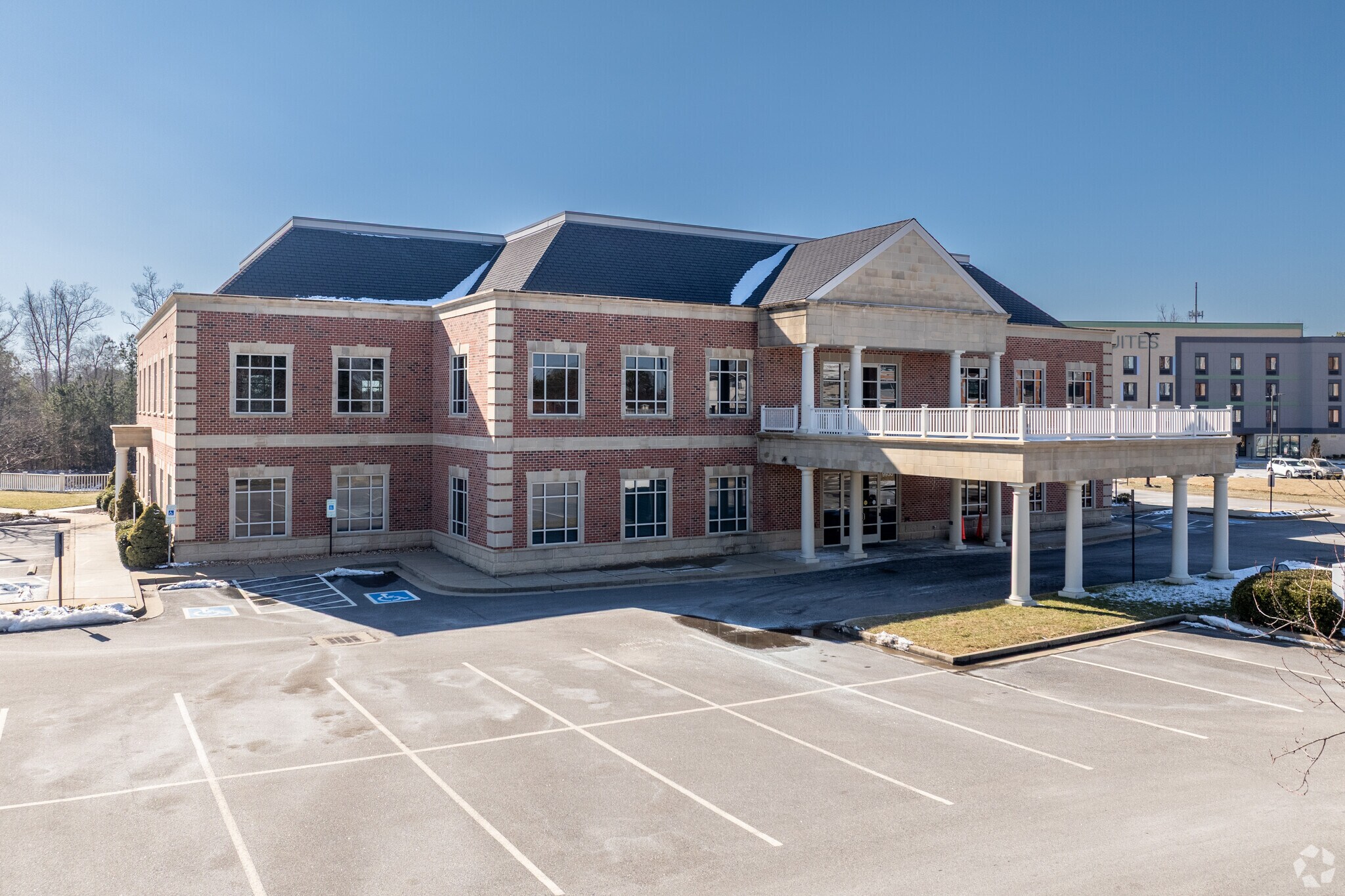 9900 Independence Park Dr, Richmond, VA for lease Building Photo- Image 1 of 12