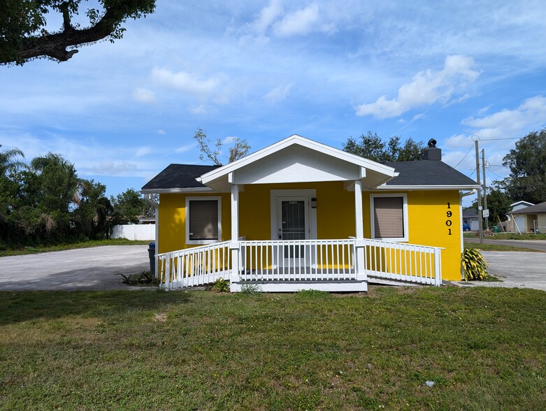 1901 W Sligh Ave, Tampa, FL for lease - Building Photo - Image 1 of 30