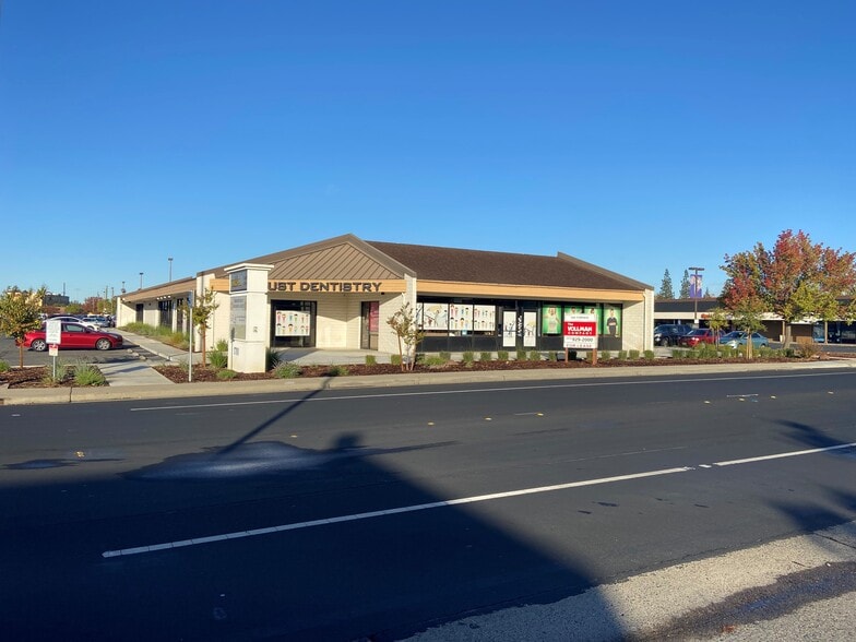 1701 Santa Clara Dr, Roseville, CA for lease - Building Photo - Image 1 of 2