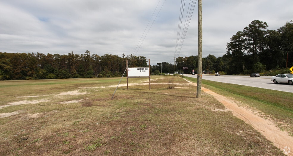 3021 S Irby St, Florence, SC 29505