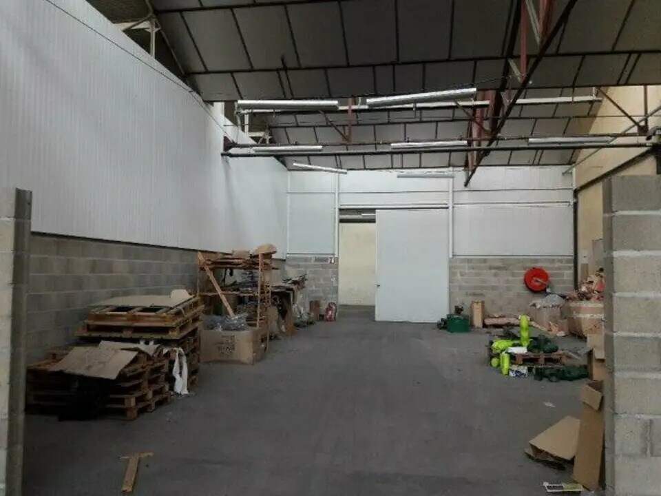 Industrial in Belleville for lease Interior Photo- Image 1 of 3