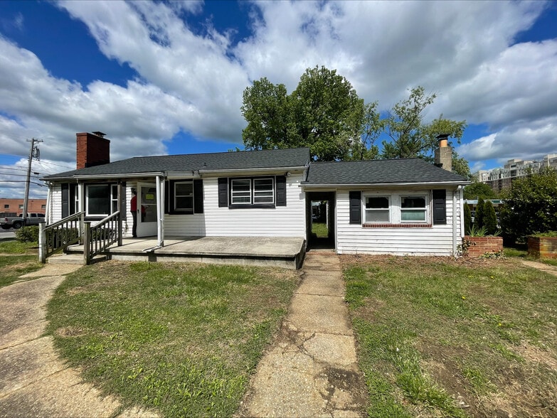 112 Old Solomons Island Rd, Annapolis, MD 21401