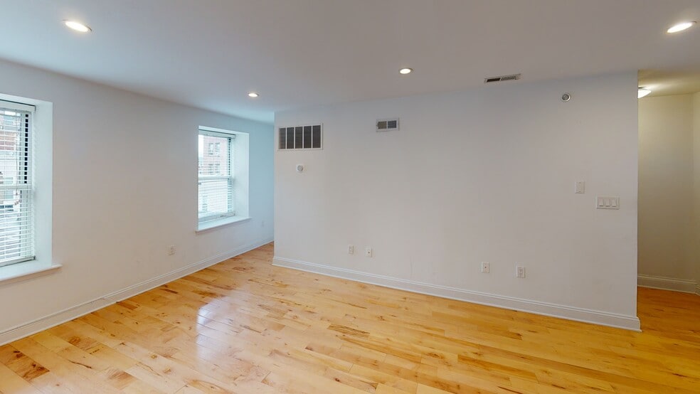 1311 Spruce St, Philadelphia, PA for sale - Matterport 3D Scan - Image 2 of 9