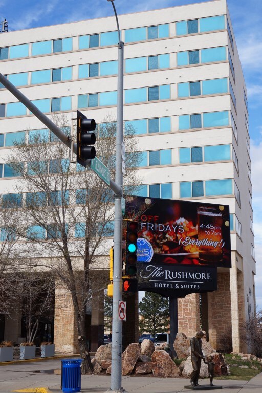 445 Mount Rushmore Rd, RAPID CITY, SD for sale Primary Photo- Image 1 of 1