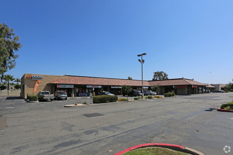 3846-3882 Mission Ave, Oceanside, CA for lease - Building Photo - Image 3 of 11