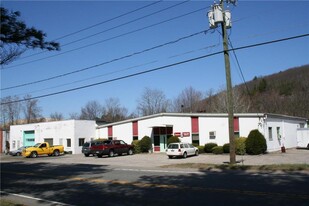 50 Thomaston Rd, Litchfield CT - Warehouse