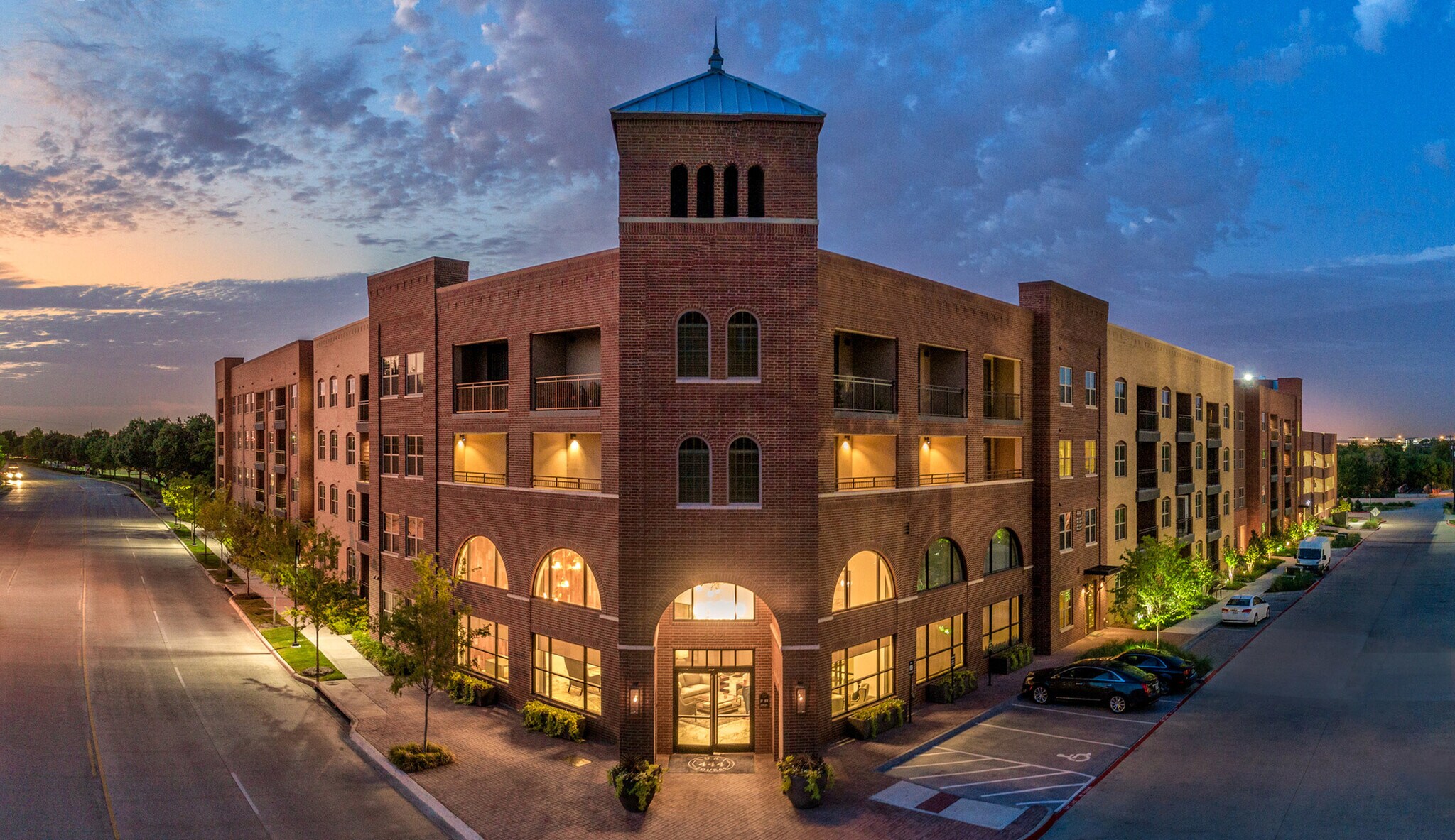 444 E Dallas Rd, Grapevine, TX for sale Building Photo- Image 1 of 1