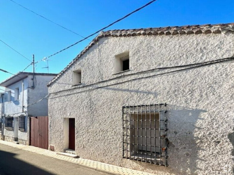 Calle Lepanto, 38, Méntrida, Toledo for sale - Primary Photo - Image 1 of 6