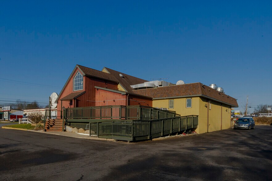 249 Bethlehem Pike, Colmar, PA for sale - Building Photo - Image 1 of 1