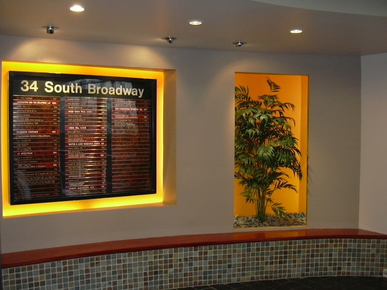 34 S Broadway, White Plains, NY for sale - Interior Photo - Image 2 of 16